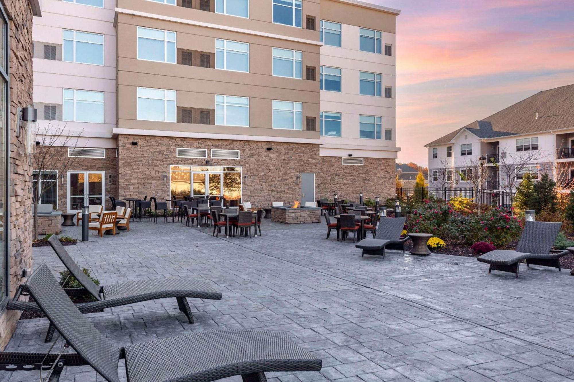 Cambria Hotel Manchester South Windsor Zewnętrze zdjęcie